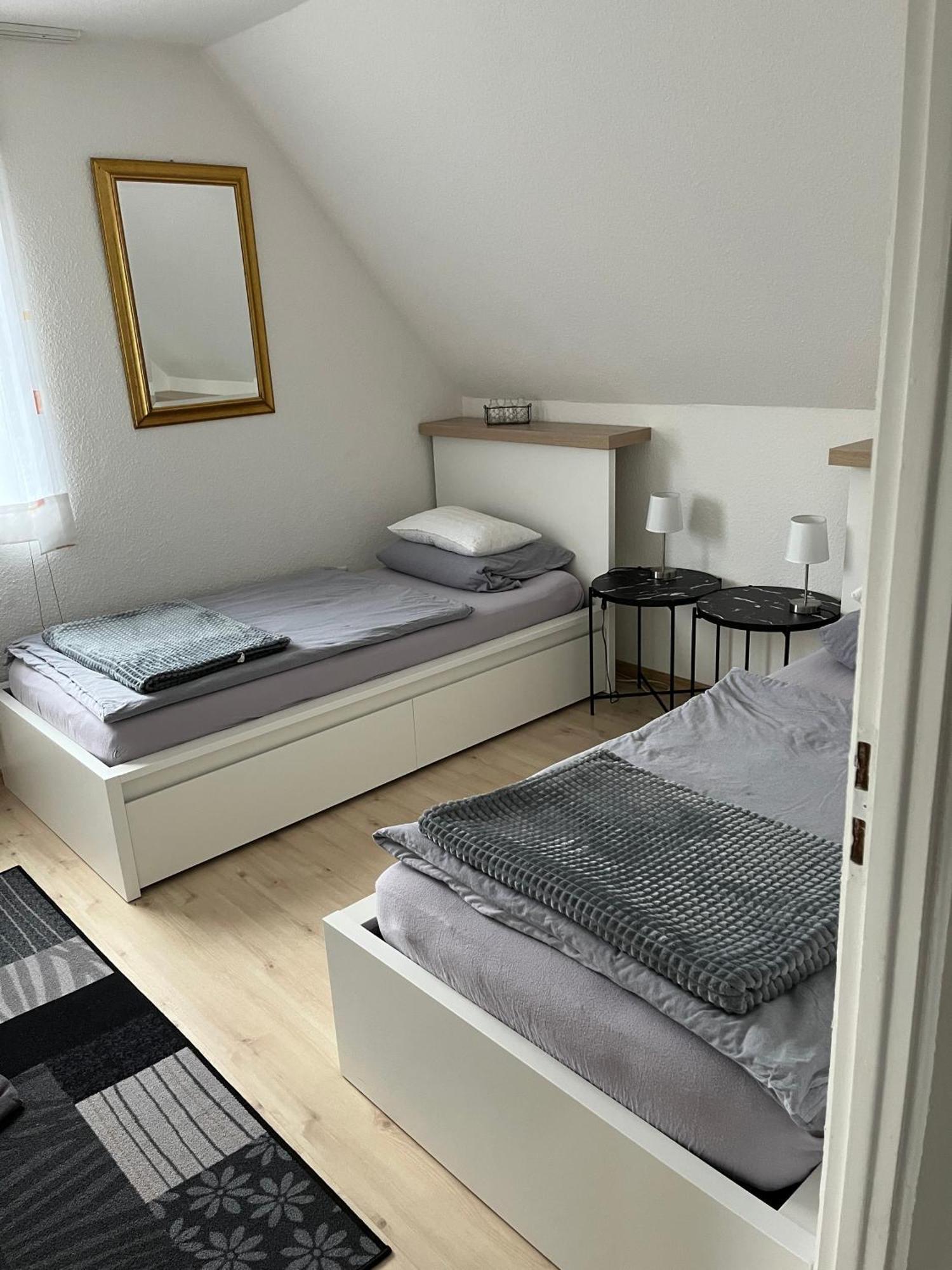 Wohnung Im 2 Familienhaus ดอร์ทมุนด์ ภายนอก รูปภาพ
